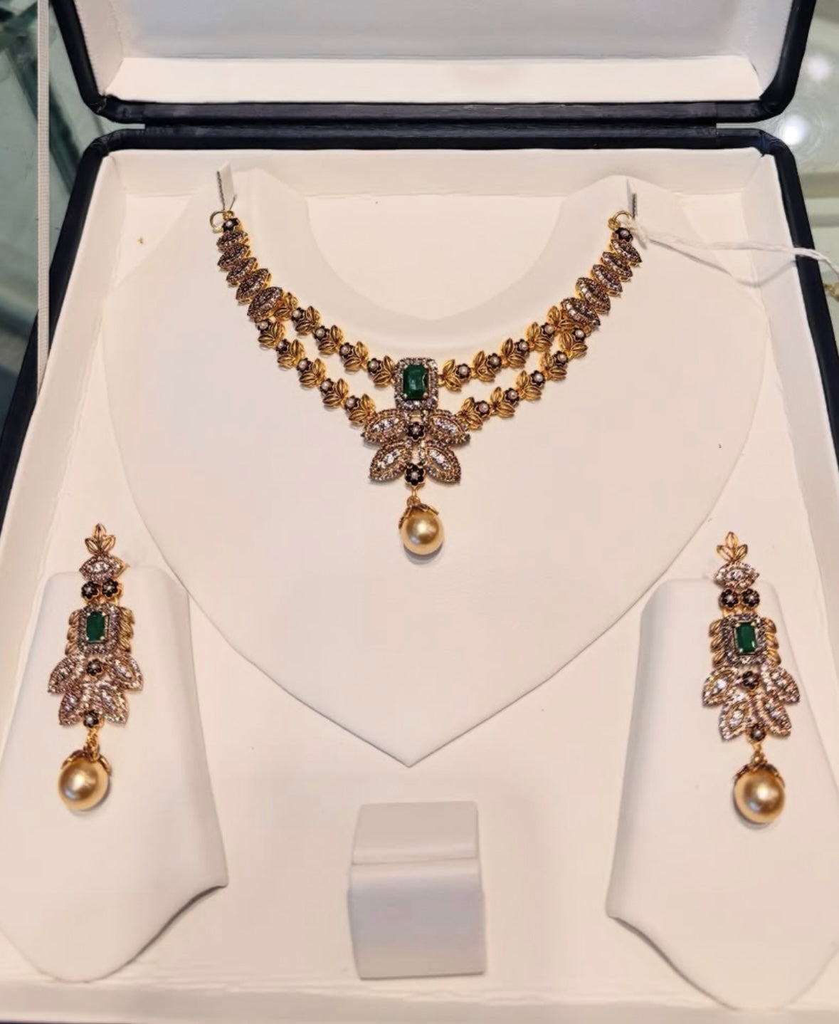 Customised emerald Bridal set