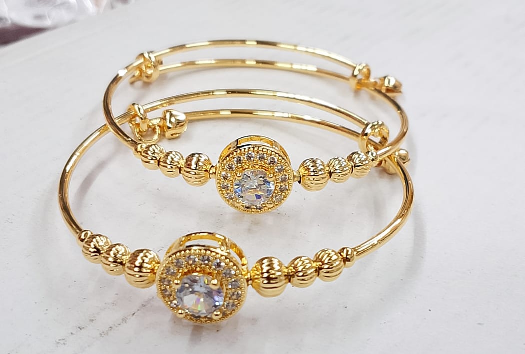 Zarcon adjustable Bangles