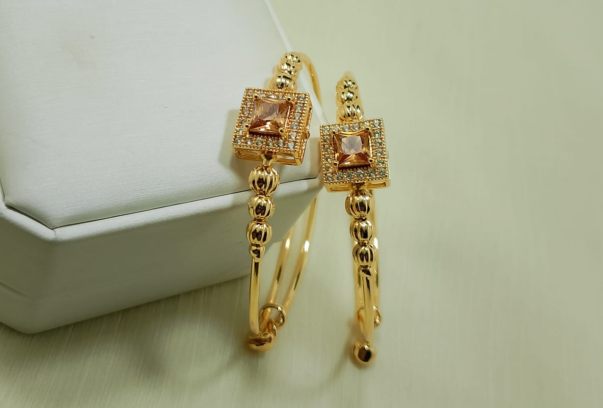 Zarcon adjustable Bangles