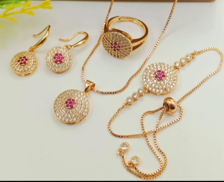Zarcon 4 piece locket set