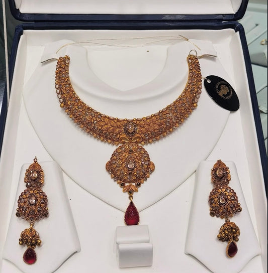 Customised Collar shaped Bridal set