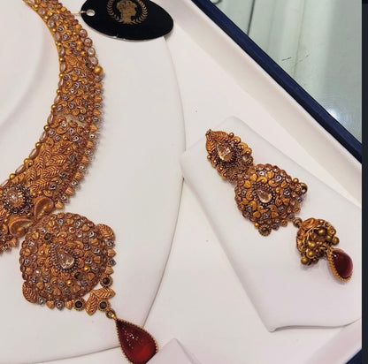 Customised Collar shaped Bridal set