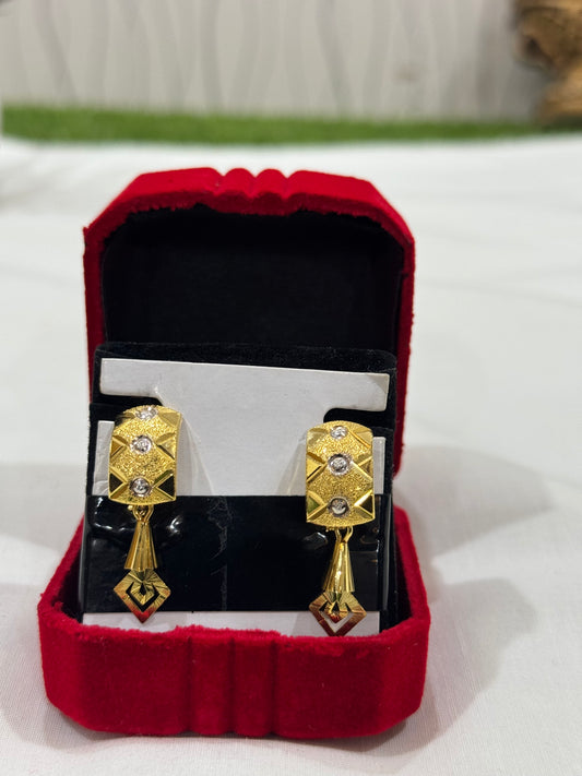 Gold plated D-Kanta earring (dk003)