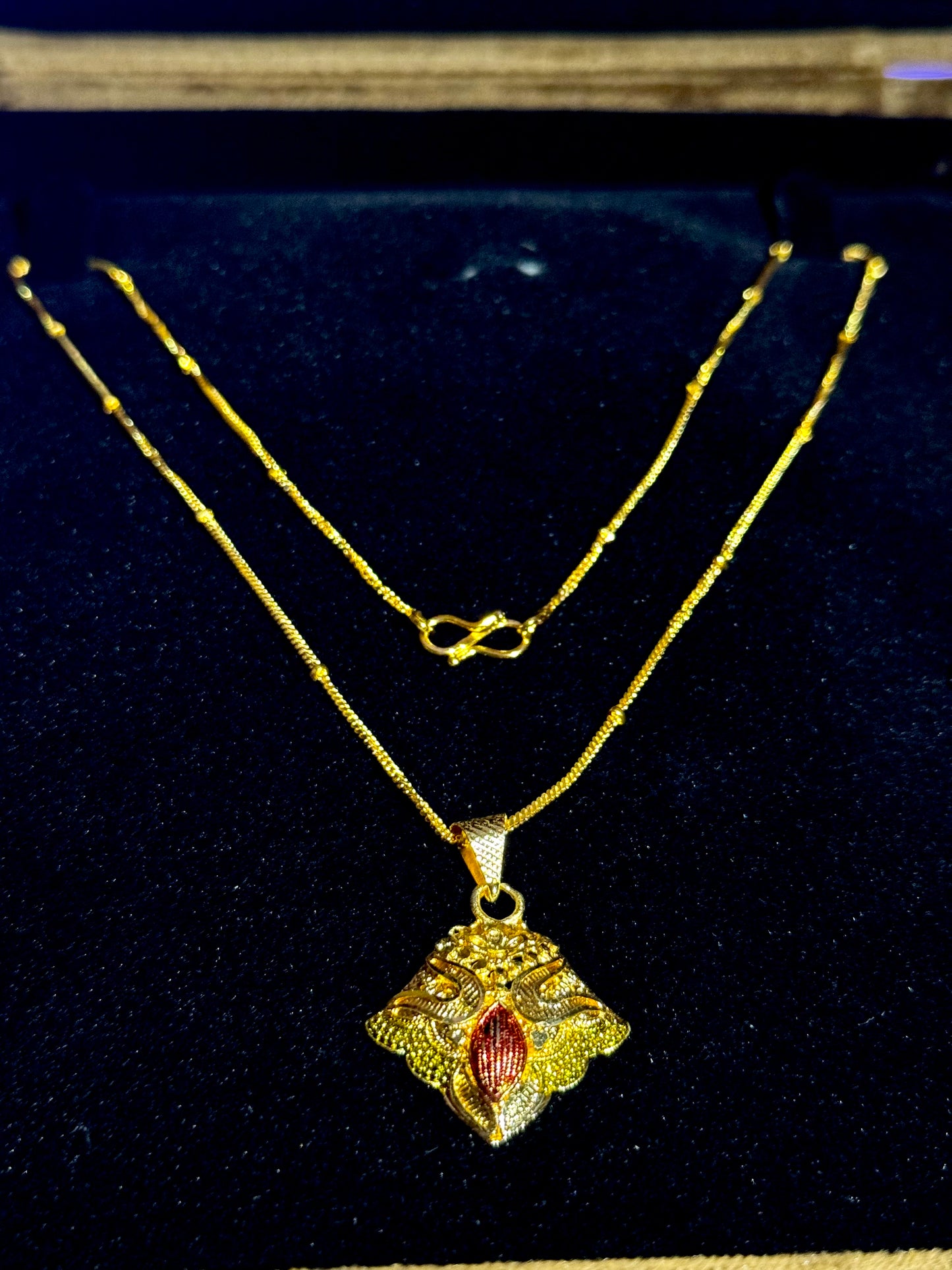 Gold plated Pendant (pt002)
