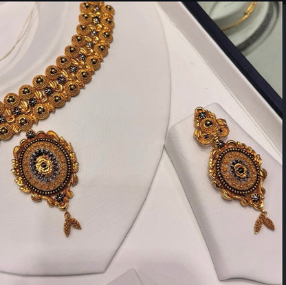 Customised Collar style Gaani set with Turkish Lacker