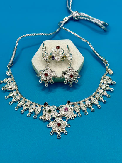 Silver di-piece Gaani set